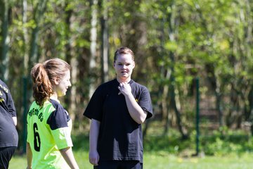 Bild 42 - Frauen SV Frisia 03 Risum Lindholm - Heider SV : Ergebnis: 8:0